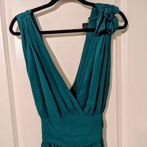 NWOT French Connection Deep V Emerald Green Top